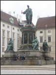 In der Burg Statue
