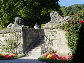 Entrance to Dwarf Garden