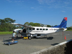 Unser Flieger von Alajuela Richtung Süden