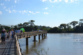 Walkway to the Devils Throat