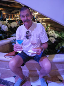 Craig with our 2 martinis, avoiding the stairs
