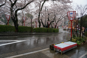 The entry to Kenrokuen. Practically abandoned