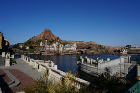 Disney Sea at opening time