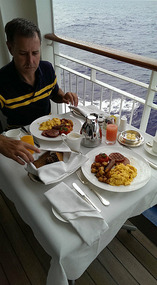 yep, breakfast on the balcony, again