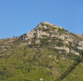 Gourdon 'perched village'