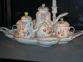 Chocolate service
