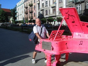 The oink piano