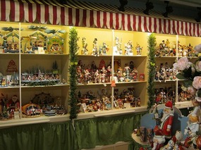 The Christmas shop