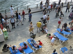 The 'beach' by the Seine