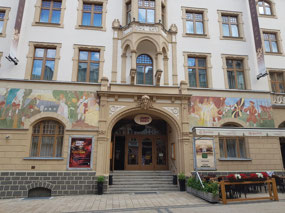 A Karlovy Vary building