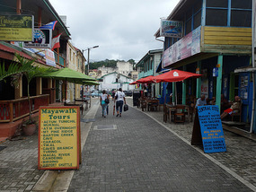 Burns Avenue--the tourist strip