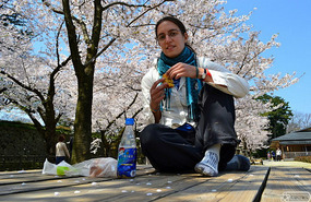 Breakfast in the park of Kanazawa castle