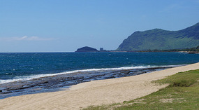 Maili Beach1