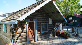 Pioneer Park15