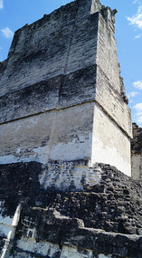 Tikal32