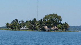 Isla Flores4