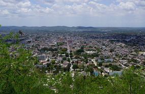 Holguin2