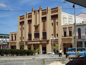 Holguin24