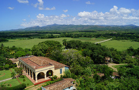 Manaca Iznaga14