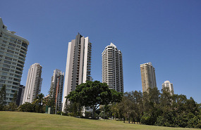 Amerika ali Australia?