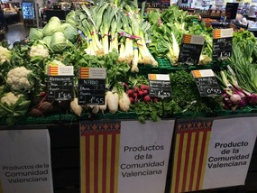 Grau market produce