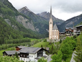 Heiligenblut church