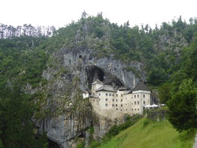 Predjama Castle