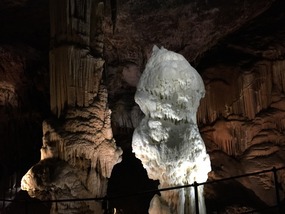 Sheet stalagtites