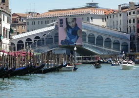 Rialto Bridge - a sorry sight