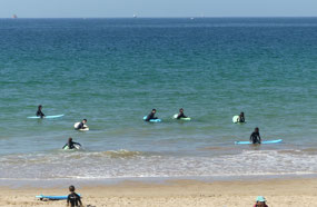Surfing school