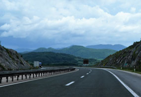 Empty Slovenian autocesta