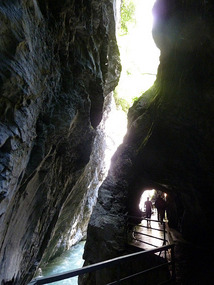 Gorge tunnels