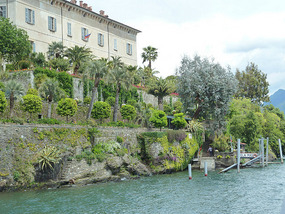 Landing at Isola Madre