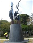 statue