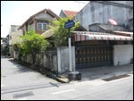 street in front of Charmaines4