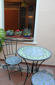 Covered alcove