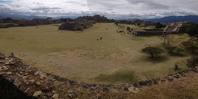Click on this panorama photo to better appreciate 