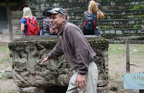 Altar Q