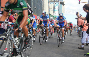 BCR sponsored bike race in Avenida 2