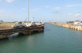 Entering Gatun Locks upper chamber