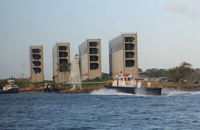 New Italian made gate for the new canal