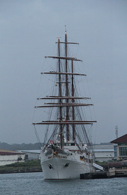 Sea Cloud 2: 5-star cruise ship
