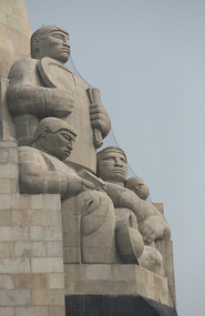 Monumento a La Revolucion