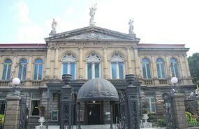 Teatro Nacional .