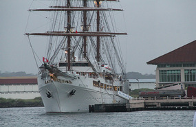 Sea Cloud 2: 5-star cruise ship