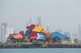 Frank Gehry's Biomuseo 