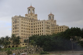 Maimi's Breakers Hotel lookalike Hotel Nacional