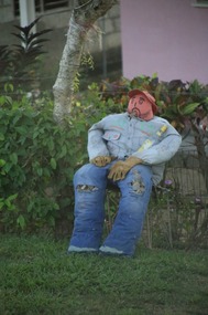 Stuffed human effigies 