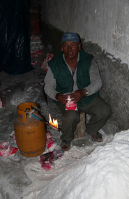 Uyuni - salt manufacture - packing