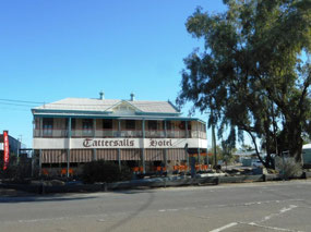 Tattersalls Hotel